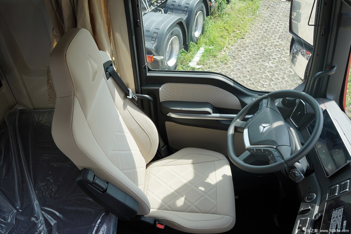 八气囊 平地板&nbsp;用汕德卡c9h跑专线怎样