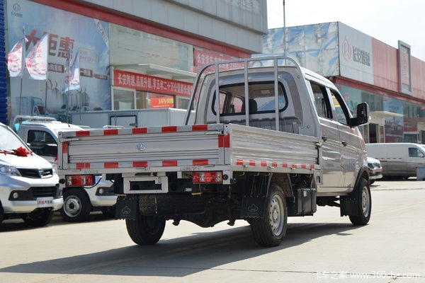 优惠0.1万 济南市新豹T5载货车火热促销中