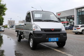 五菱 荣光小卡 加长版基本型 1.5l 102马力 汽油 2.