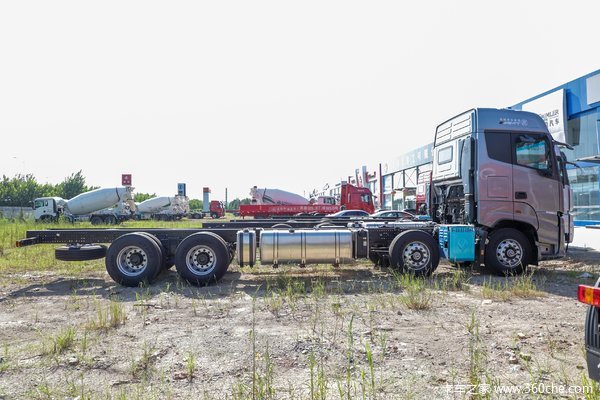 银河580马力，前四后八载货现车，优惠力度空前，欢迎到店选购