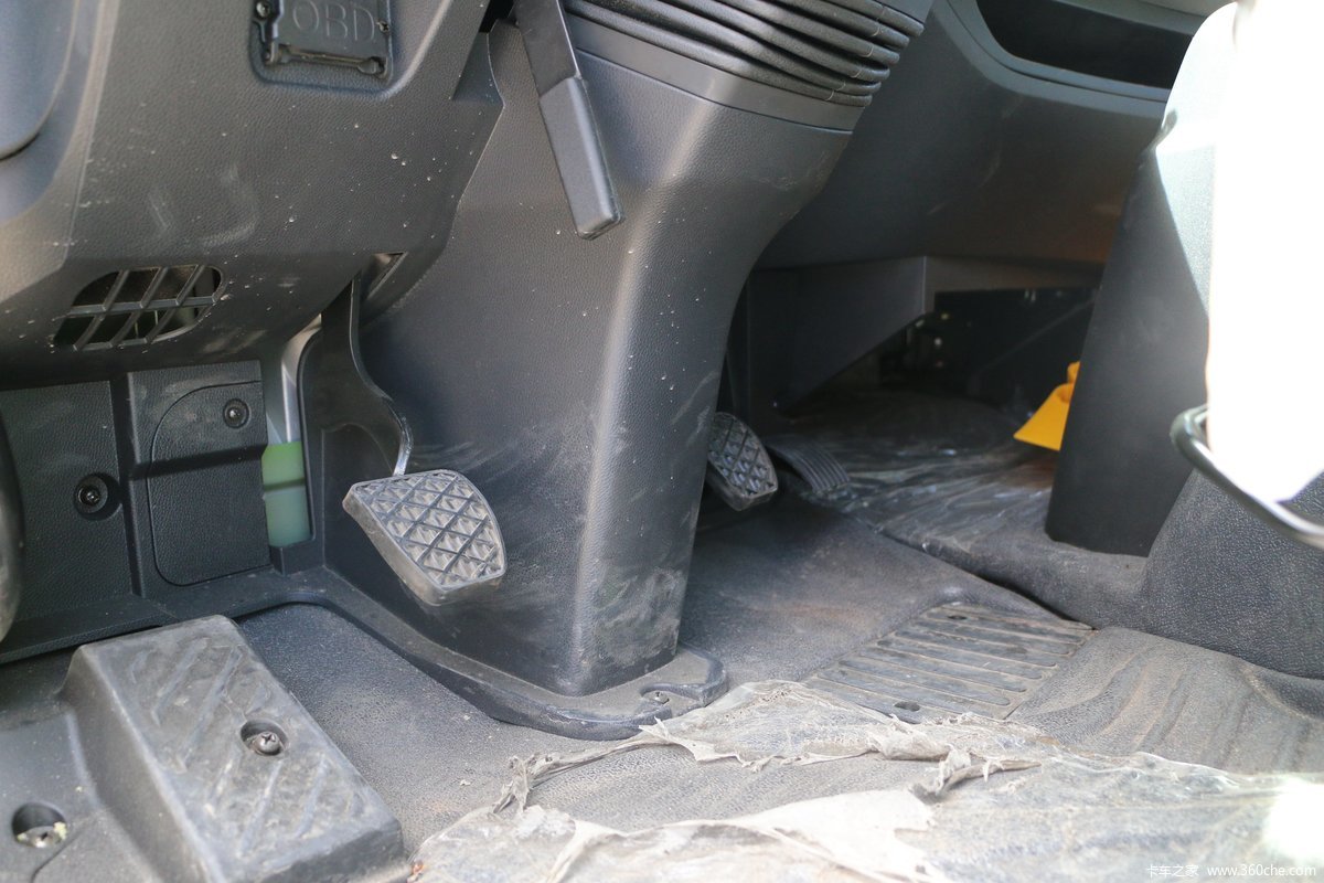 v2-0-220-6x2-5-ca3241pk8l2t3e6a90-1513630