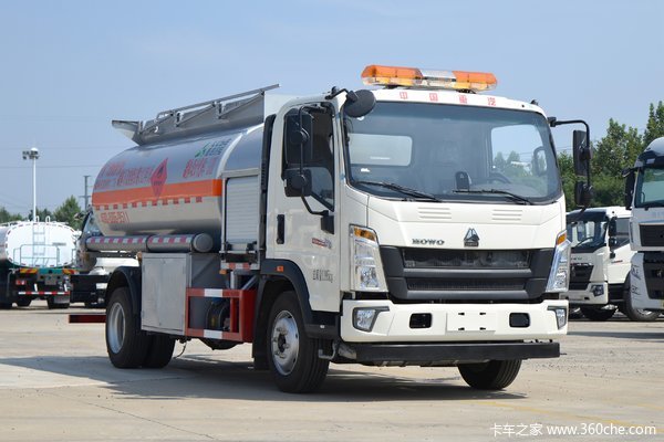 中国重汽HOWO 悍将 160马力 4X2 油罐车(绿叶牌)(JYJ5127GJYF)