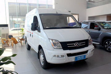 0t柴油 3座 6挡手动 短轴中顶封闭货车 卡车图片