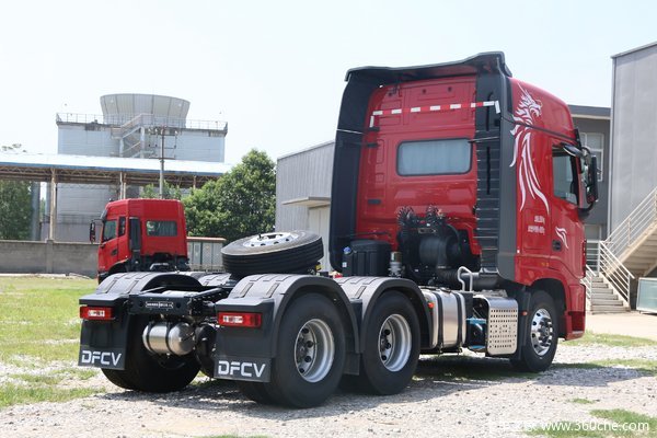 许昌风神东风商用车天龙旗舰kx 经典版 560马力 6x4 牵引