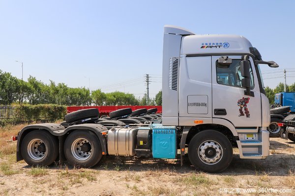 欧曼gtl牵引车限时促销中 优惠0.6万