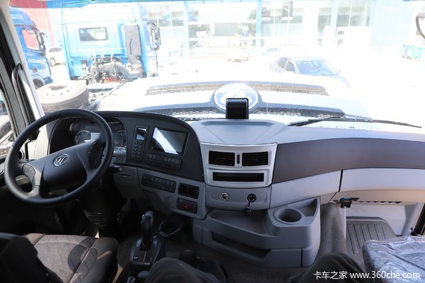 欧曼GTL牵引车北京市火热促销中 让利高达0.1万
