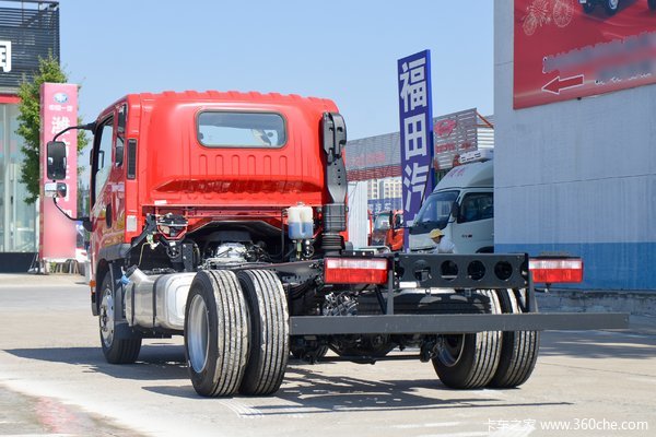 一汽解放轻卡载货车J6F在载货车进行优惠促销活动