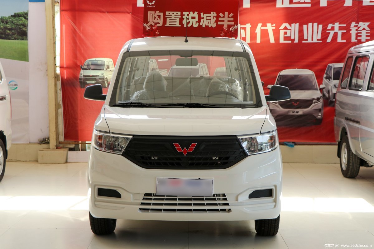 【图】五菱 宏光V 2022款 劲取版 99马力 1.5L 汽油 5座面包车(国六)(液压助力)_实拍图片_1535005_卡车之家
