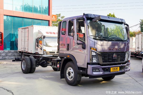 中国重汽HOWO 统帅 160马力 4.85米排半栏板载货车(国六)(ZZ1117G3815F112)