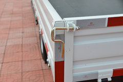 跃进 福星S80 95马力 3.65米单排栏板小卡(国六)(SH1043PEDBNZ3)