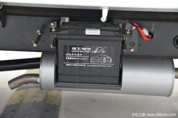 购跨越者D5载货车 享高达0.3万优惠