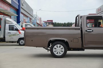 长安跨越跨越王f3长轴豪华版16l汽油122马力两驱双排皮卡国六745kg