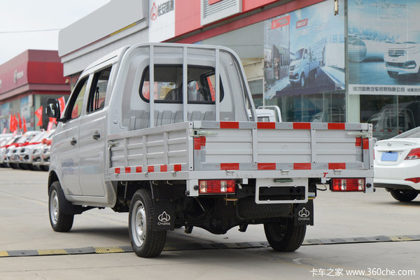 新豹T1载货车济宁市火热促销中 让利高达0.2万