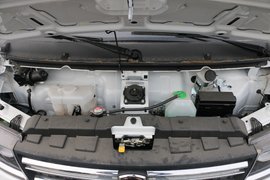 新海狮EV 电动封闭厢货底盘图片