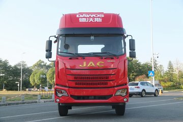 江淮 德沃斯T9 195马力 4X2 8.2米排半厢式载货车(HFC5181XXYB80K1E4S)