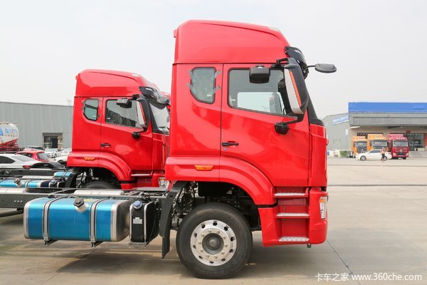 HOWO NX载货车武汉市火热促销中 让利高达0.88万