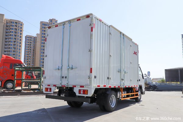 顺威宽体载货车广州市火热促销中 让利高达1.1万