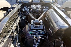 奔驰 Actros C重卡 优享版 580马力 6X4 AMT自动挡牵引车(国六)(BJ4266Y6DHL-02)