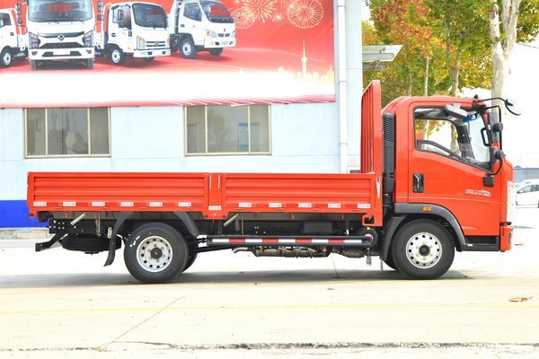 为您推荐中国重汽豪沃悍将4.15米单排万里扬5档载货