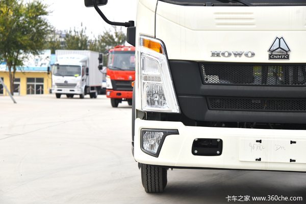 中国重汽豪沃4.2蓝牌大马力4.2箱货现车直降2000米！给力！