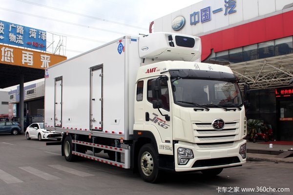 青岛解放 JK6中卡 260马力 4X2 6.75米AMT自动挡冷藏车(国六)(CA5180XLCP28K2L5E6A80)