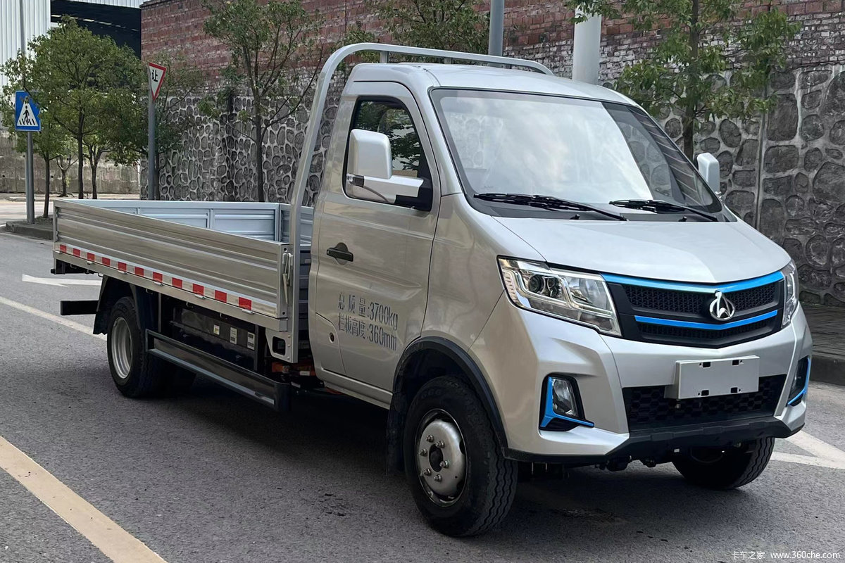 长安跨越王X3 PLUS EV 舒适版 3.4T 3.8米单排纯电动栏板微卡