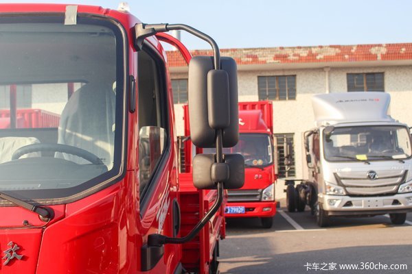 一汽解放轻卡载货车J6F在载货车进行优惠促销活动