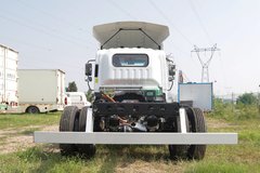 陕汽轻卡 德龙E3000 4.18米纯电动厢式轻卡(YTQ5042XXYJEEV338)100.27kWh
