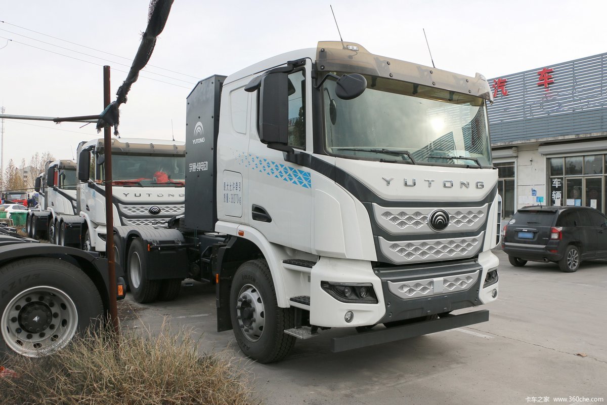 【图】宇通重卡 6X4 纯电动半挂牵引车(ZKH4250P4BEV2)_实拍图片_1570148_卡车之家