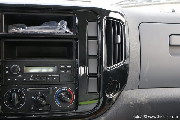 虎VR双排整车，只要8.2万元，支持3年零息贷款。