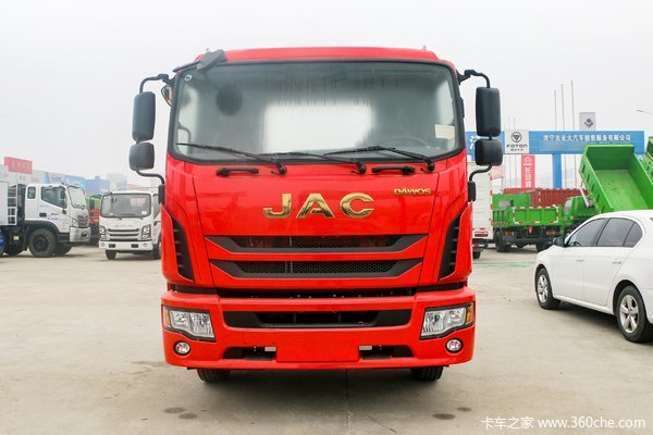 江淮 德沃斯Q9 220马力 4X2 5.48米排半栏板载货车(HFC1181B80K1D4S)