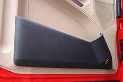 奔驰 Actros C重卡 尊享版 580马力 6X4 AMT自动挡牵引车(国六)(BJ4266Y6DHL-02)