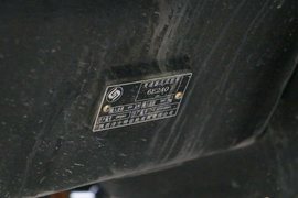 解放JK6 电动牵引车底盘图片