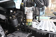 青岛解放 JH6重卡 智尊版 610马力 6X4 AMT自动档牵引车(CA4258P25K15T1E6A80)