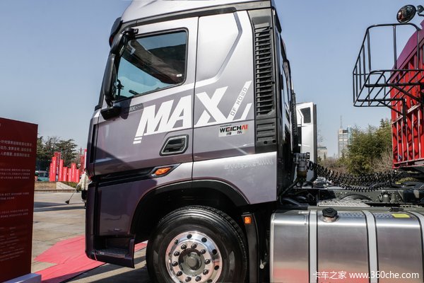 HOWO Max牵引车杭州市火热促销中 让利高达1万