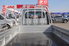 凯马 锐菱 1.3L 91马力 汽油 2.7米双排栏板微卡(国六)(KMC1030Q280S6)