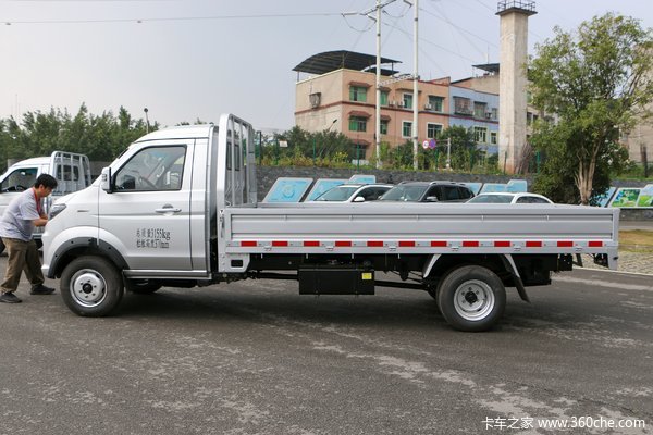 金卡S6载货车限时促销中 优惠0.2万