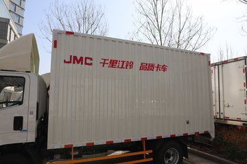 江铃 凯威宽体 143马力 4.2米单排厢式轻卡(国六)(气刹)(JX5045XXYTG26) 卡车图片