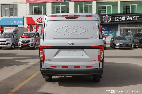 跨越星V3VAN/轻客济宁市火热促销中 让利高达0.3万
