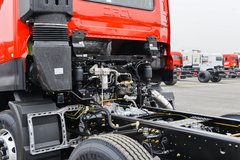 东风新疆 天龙KL燃气 380马力 8X4 9.4米CNG仓栅式载货车(中国重汽12档)(DFV5318CCYGP6N)
