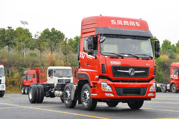 东风新疆 畅行D7V 320马力 6X2 7.7米仓栅式载货车(高顶双卧)(国六)(DFV5257CCYGP6D) 卡车图片