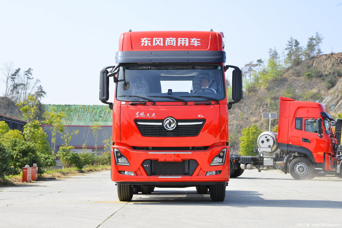 东风商用车 天龙KL重卡 460马力 6X4 牵引车(东风14档)(速比3.91)