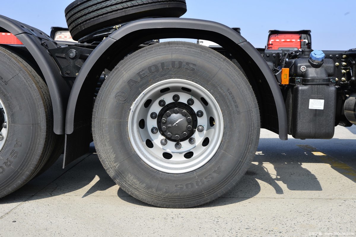Xix 31 【图】东风商用车 天龙KL重卡 轻赢版 460马力 6X4 牵引车(国六)(DFH4250D17)_实拍图片_1636362_卡车之家