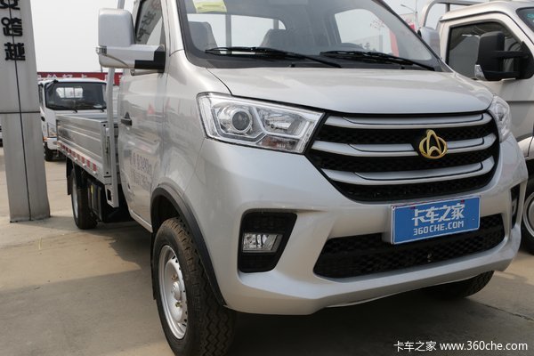 新豹T5载货车菏泽市火热促销中 让利高达0.22万