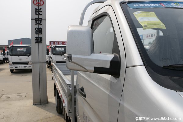 新豹T5载货车限时促销中 优惠0.1万
