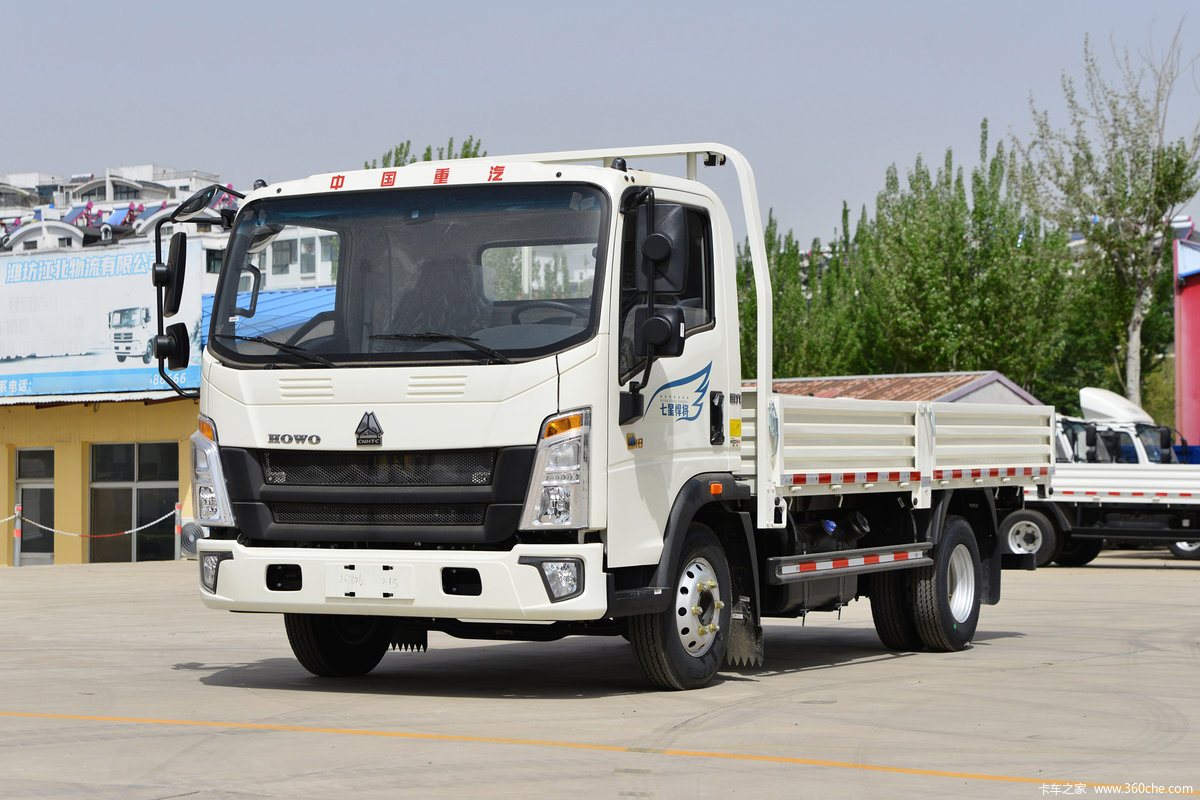 中国重汽HOWO 悍将 160马力 6.05米单排栏板载货车(法士特8档)