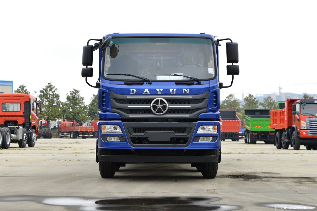 【图】大运 F7重卡 270马力 8X2 6.5米自卸车(国六)(DYQ3313D6EB)_实拍图片_1648855_卡车之家