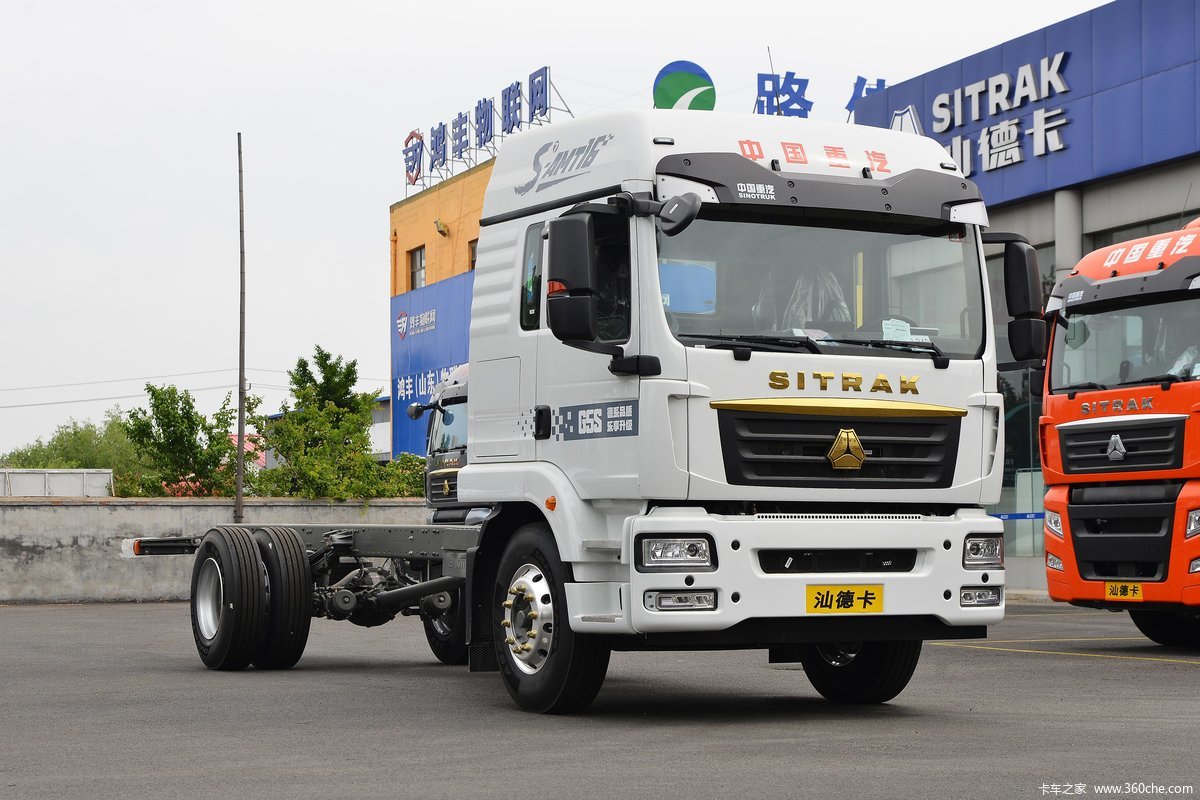 中国重汽 汕德卡SITRAK G5S重卡 豪华版 290马力 4X2 6.8米AMT自动档栏板载货车(国六)