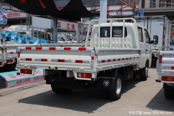 祥菱M2载货车济南市火热促销中 让利高达0.35万