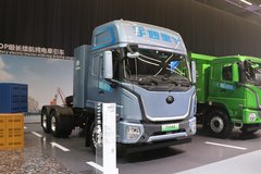 宇通重卡 T590E 6X4 纯电动牵引车422kWh